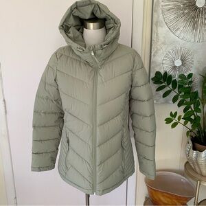 NWOT Tommy Hilfiger Full Zip Puffer Jacket light green Size L